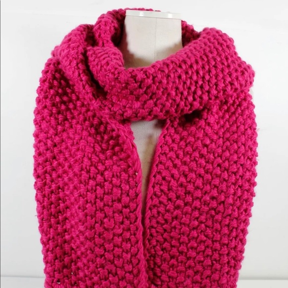 Michael kors scarf - Picture 1 of 3